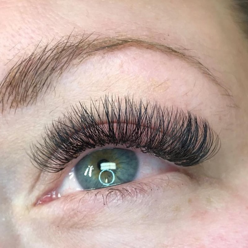 Bella Volume Lash Full Set