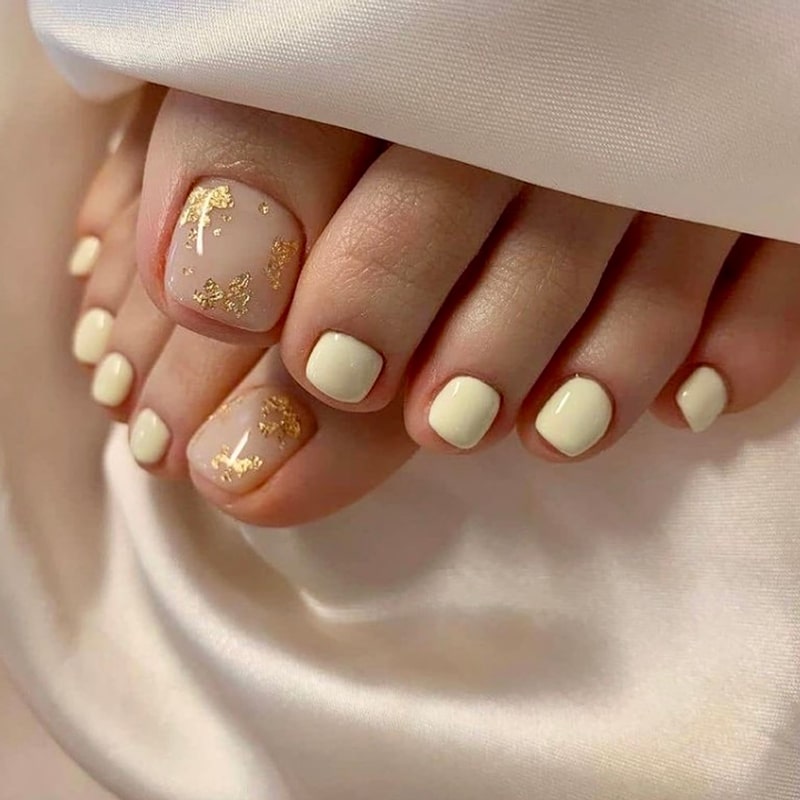 Detox Volcano Crystal Pedicure with Gel Polish