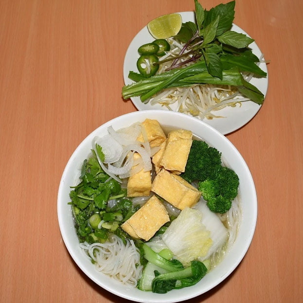 P25. PHO with Fried Tofu & Mixed Vegetable