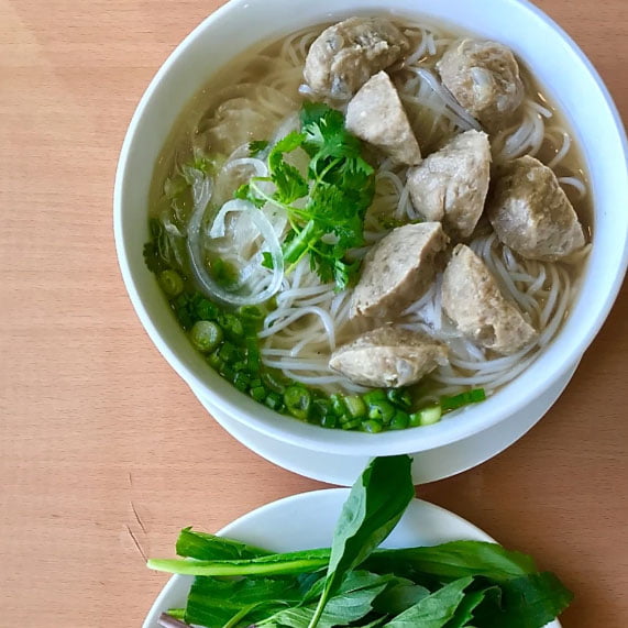 P5. PHO with Beef Meatballs